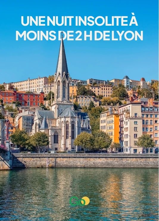 Visuel « Une nuit insolite à moins de 2 h de Lyon » sur une photo des quais de Saône.